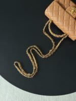 CHANEL 25S FLAP BAG 20 CM IN LIGHT BROWN CAVIAR LEATHER WITH GOLD HARDWARE - Image 15