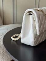 CHANEL 25S CLASSIC FLAP BAG 25 CM IN WHITE LAMBSKIN WITH GOLD HARDWARE - Image 14