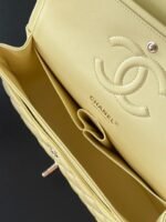 CHANEL 25S CLASSIC FLAP BAG 25 CM IN PALE BEIGE YELLOW LAMBSKIN WITH GOLD HARDWARE - Image 5