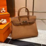 HM BIRKIN 30CM GOLD TOGO LEATHER GOLD HARDWARE - Image 11