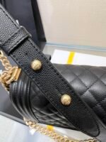 BOY BAG MEDIUM 25 BLACK CAVIAR GOLD HARDWARE - Image 6