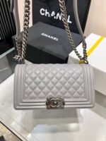BOY BAG MEDIUM 25 GREY CAVIAR RUTHENIUM HARDWARE - Image 17