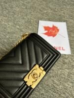 BOY BAG SMALL 20 BLACK CHEVRON CAVIAR GOLD HARDWARE - Image 4