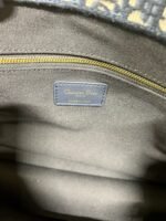 CD MEDIUM BOOK TOTE 36 BLUE OBLIQUE EMBROIDERY - Image 18