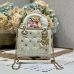 MINI LADY 17 BUTTERFLY STUD WHITE LAMBSKIN - Image 10