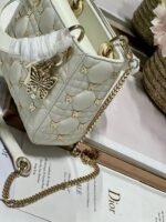 MINI LADY 17 BUTTERFLY STUD WHITE LAMBSKIN - Image 13