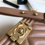 CC MEDIUM 25 BOY BAG IN ASH BROWN LAMBSKIN SILVER HARDWARE - Image 6