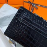KELLY CUT 31 IN BLACK SHINY ALLIGATOR LEATHER WITH GOLD HARDWARE - Image 15