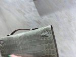KELLY CUT 31 IN ASH GRAY SHINNY ALLIGATOR LEATHER WITH SILVER HARDWARE - Image 6