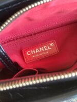CC MEDIUM 20 HOBO BAG IN BLACK CALFSKIN WITH STRAP - Image 5