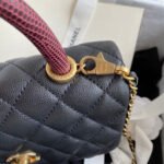 CHANEL 25S COCO HANDLE BAG 23 IN BLACK CAVIAR WITH GOLD HARDWARE - Image 5