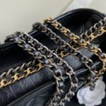CC GABRIELLE MINI 20 HOBO BAG IN BLACK CALFSKIN - Image 13