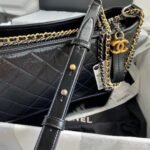 CC GABRIELLE MEDIUM 28 HOBO BAG IN BLACK CALFSKIN - Image 13