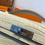 KELLY CUT 31 IN PEARL GRAY ALLIGATOR LEATHER WITH SILVER HARDWARE - Image 6