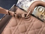 MEDIUM LADY 20 BAG IN CAMEL BROWN CALFSKIN - Image 5