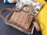 MEDIUM LADY 20 BAG IN CAMEL BROWN CALFSKIN - Image 2