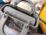 MEDIUM LADY 20 BAG IN GREY CALFSKIN - Image 7