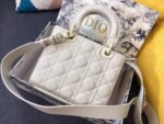 MEDIUM LADY 20 BAG IN WHITE CALFSKIN - Image 12