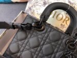 MEDIUM LADY 20 BAG IN BLACK CALFSKIN - Image 5