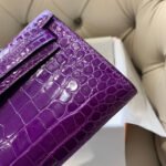 KELLY CUT 31 IN VIOLET PURPLE ALLIGATOR LEATHER WITH GOLD HARDWARE - Image 8