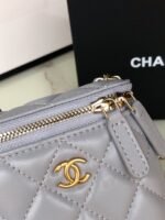 CC MINI 11 VANITY CHAIN IN LIGHT GREY CALFSKIN GOLD HARDWARE - Image 15