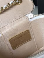 CC MINI 11 VANITY CHAIN IN WHITE CALFSKIN GOLD HARDWARE - Image 16