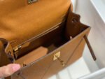 KELLY 28CM IN GOLD EPSOM CALFSKIN GOLD HARDWARE - Image 9