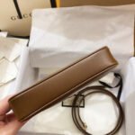 JACKIE 1961 SMALL 28 SHOULDER BAG IN BEIGE CANVAS AND BROWN CALFSKIN - Image 6