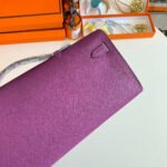 KELLY CUT 31 IN VIOLET PURPLE CALFSKIN WITH GOLD HARDWARE - Image 15
