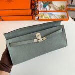 KELLY CUT 31 IN SEAFOAM GREEN CALFSKIN WITH SILVER HARDWARE - Image 12