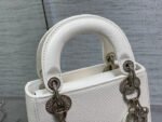 MINI LADY 17 BAG IN WHITE EMBOSSED LAMBSKIN WITH SILVER CLASP - Image 18