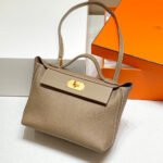HM 26S 24/24 29MM IN BROWN EVERCOLOR CALFSKIN GOLD KELLY BUCKLE - Image 10