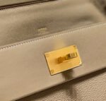 HM 26S 24/24 29MM IN BROWN EVERCOLOR CALFSKIN GOLD KELLY BUCKLE - Image 7