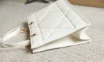 MEDIUM TOTE BOOK 26 BAG IN WHITE CALFSKIN - Image 4