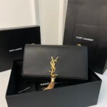 KATE TASSEL 24 BLACK CALFSKIN WITH GOLD LOGO - Image 10
