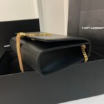 KATE TASSEL 24 BLACK CALFSKIN WITH GOLD LOGO - Image 15