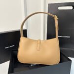 LE 5 À 7 BAG 24 YELLOW CREAM CALFSKIN - Image 3