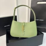 LE 5 À 7 BAG 24 LIGHT GREEN CALFSKIN - Image 10