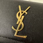 KATE 20 SMALL IN CALFSKIN BLACK WITH GOLD LOGO - Image 16