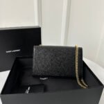 KATE 20 SMALL IN CALFSKIN BLACK WITH GOLD LOGO - Image 4