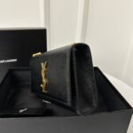 KATE 20 SMALL IN CALFSKIN BLACK WITH GOLD LOGO - Image 12
