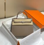 KELLY 28CM IN ETOUPE EPSOM CALFSKIN SLIVER HARDWARE - Image 10