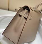 KELLY 28CM IN ETOUPE EPSOM CALFSKIN SLIVER HARDWARE - Image 8