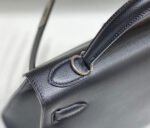 KELLY 28CM IN NOIR EPSOM CALFSKIN SILVER HARDWARE - Image 4