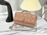 LADY CHAIN BAG 21 IN ALMOND BEIGE LAMBSKIN - Image 3
