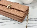 LADY CHAIN BAG 21 IN ALMOND BEIGE LAMBSKIN - Image 18