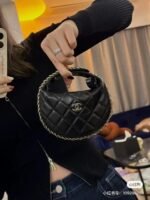 MINI HOBO BAG 16 IN BLACK LAMBSKIN - Image 5