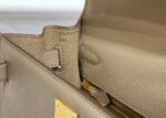 KELLY 28CM IN TRENCH EPSOM CALFSKIN GOLD HARDWARE - Image 7
