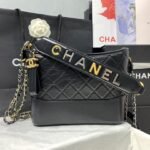 HOBO BAG 25 WITH STRAP IN BLACK CALFSKIN GOLD AND SILVER HARDWARE - Image 10