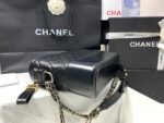 HOBO BAG 25 WITH STRAP IN BLACK CALFSKIN GOLD AND SILVER HARDWARE - Image 4